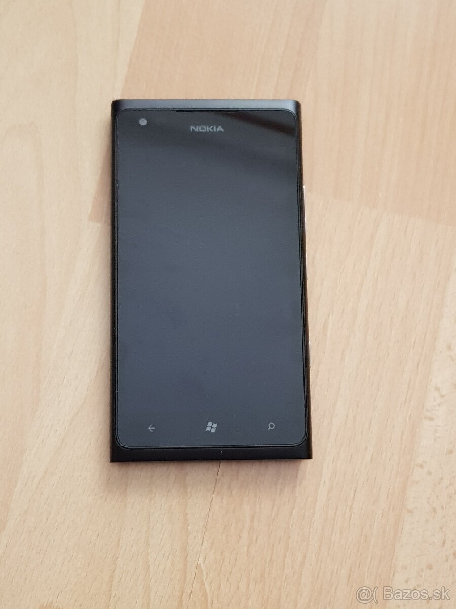 Nokia Lumia 900