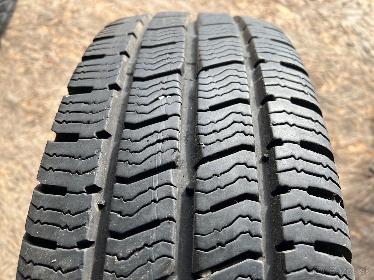 205/75R16C 110/108R Barum Snovanis 3