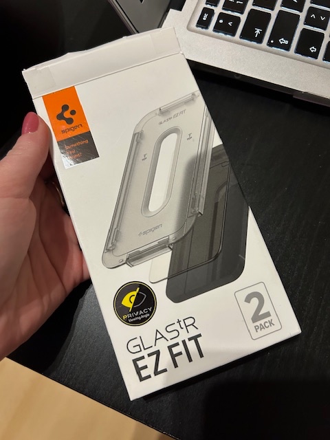 Spigen Glass tR EZ Fit Transparency Sensor Open Privacy 14