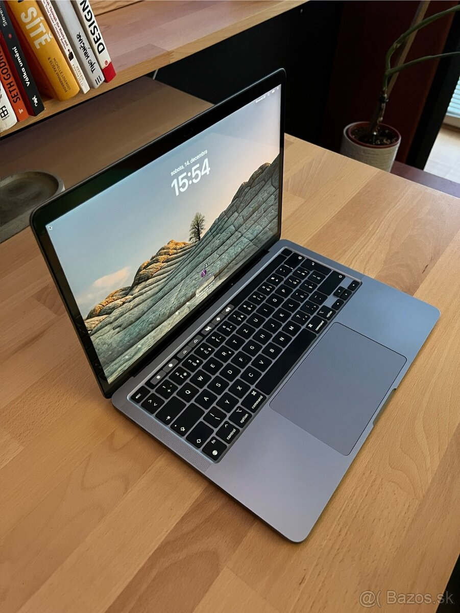 Predám MacBook Pro 13-inch (Model A2338, 2020)