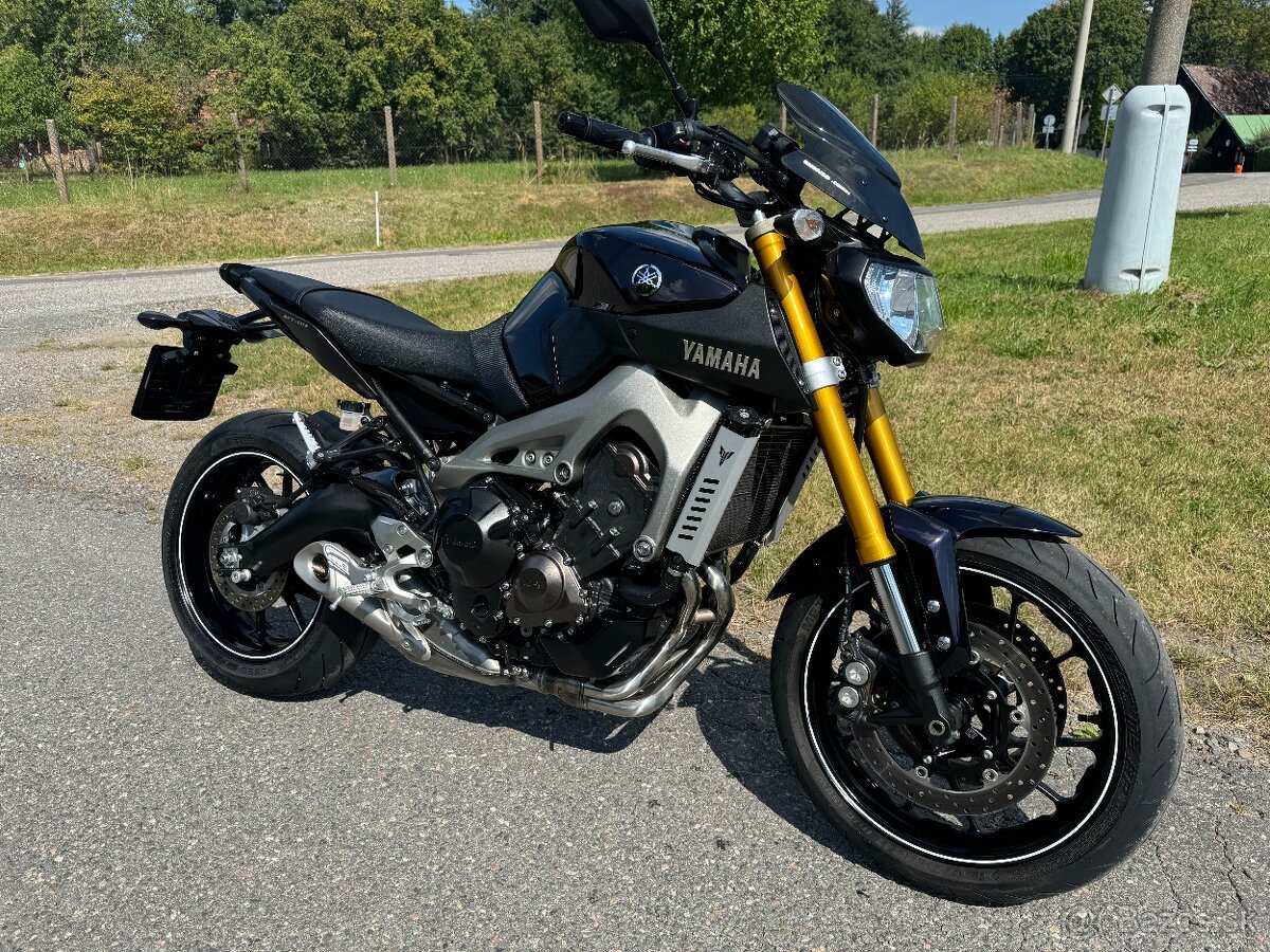 YAMAHA MT-09 6/2014 KOUPENA NOVÁ V ČR PO SERVISE