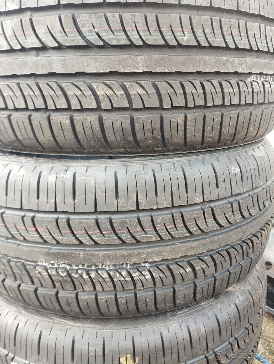 Predám 3ks letné pneu 235/45 R19 Pirelli