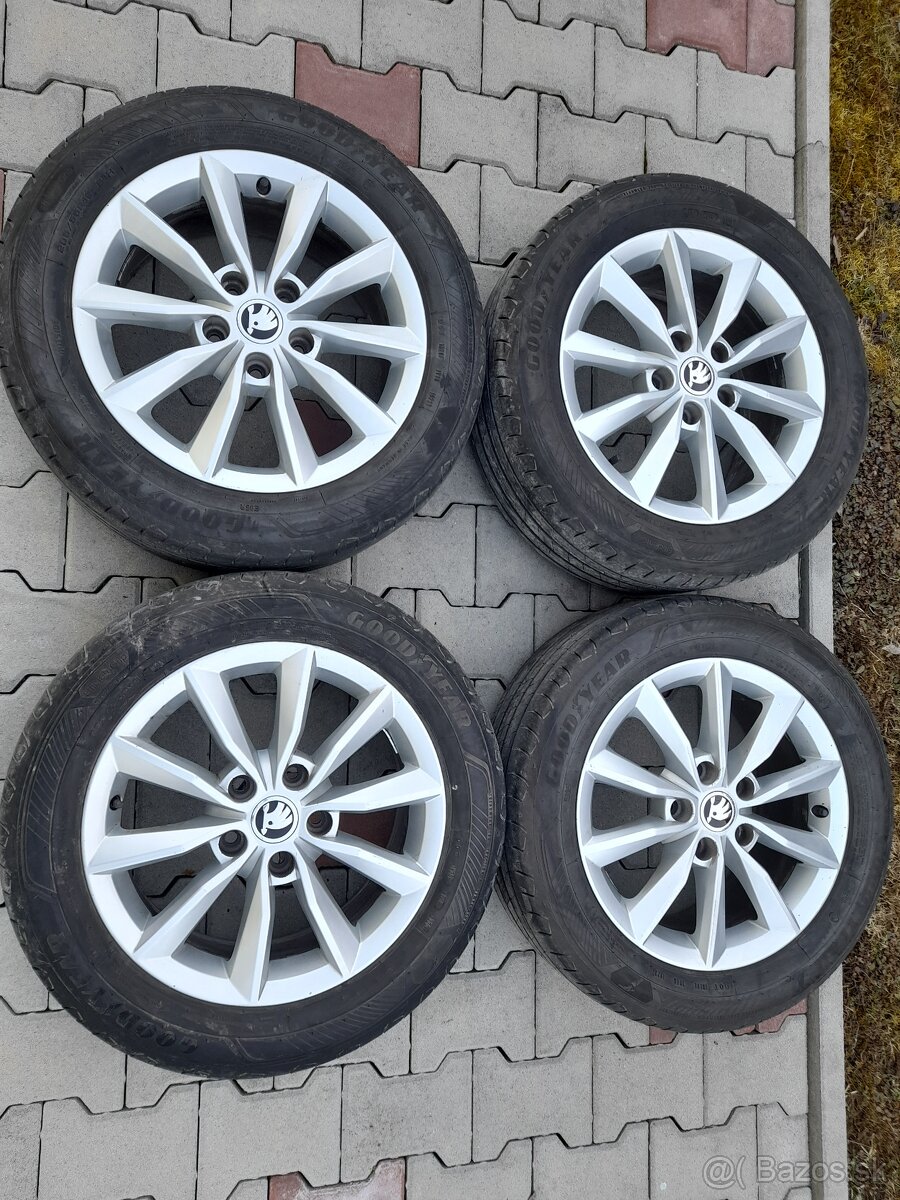 Letné pneumatiky/ Elektróny originál Škoda 205/55 r16