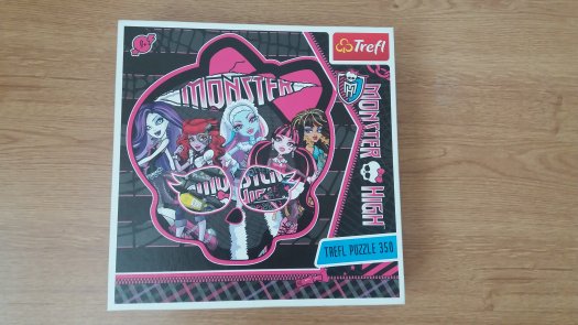 Puzzle Monster High v tvare lebky