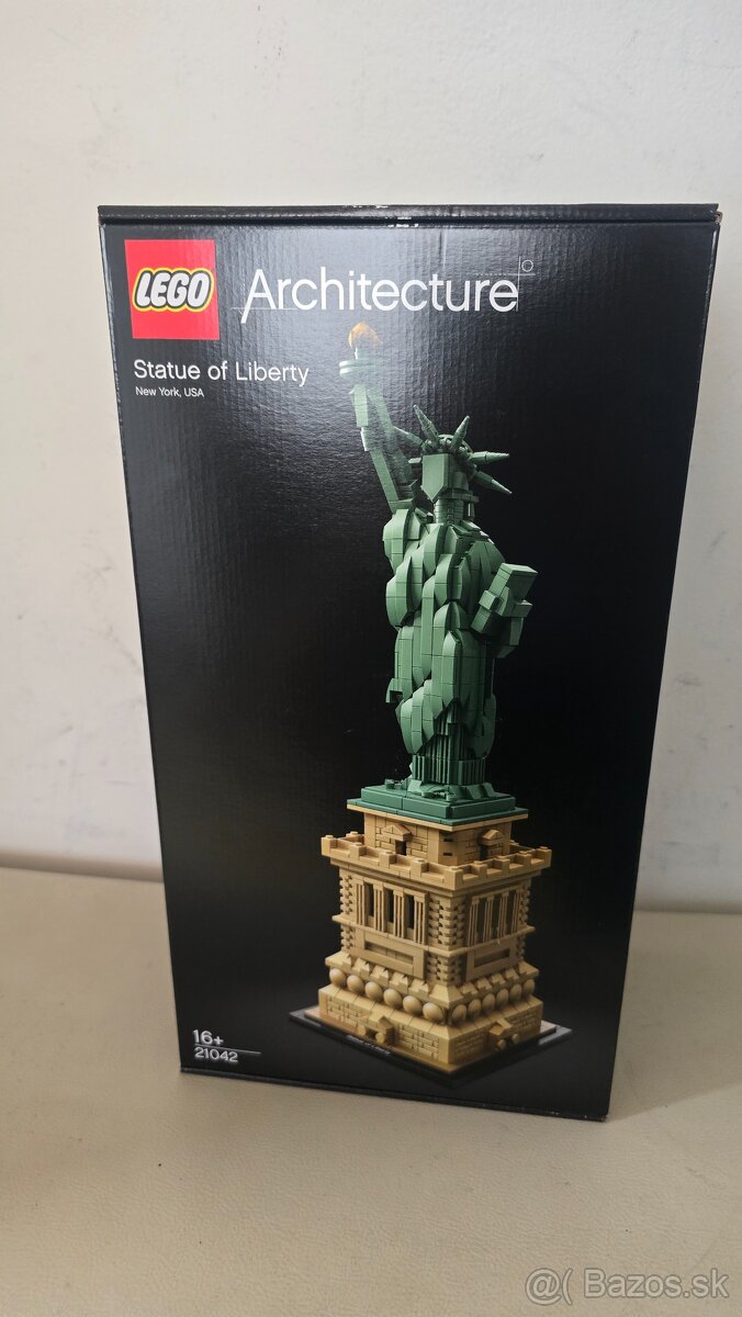 LEGO® Architecture 20142 Socha slobody