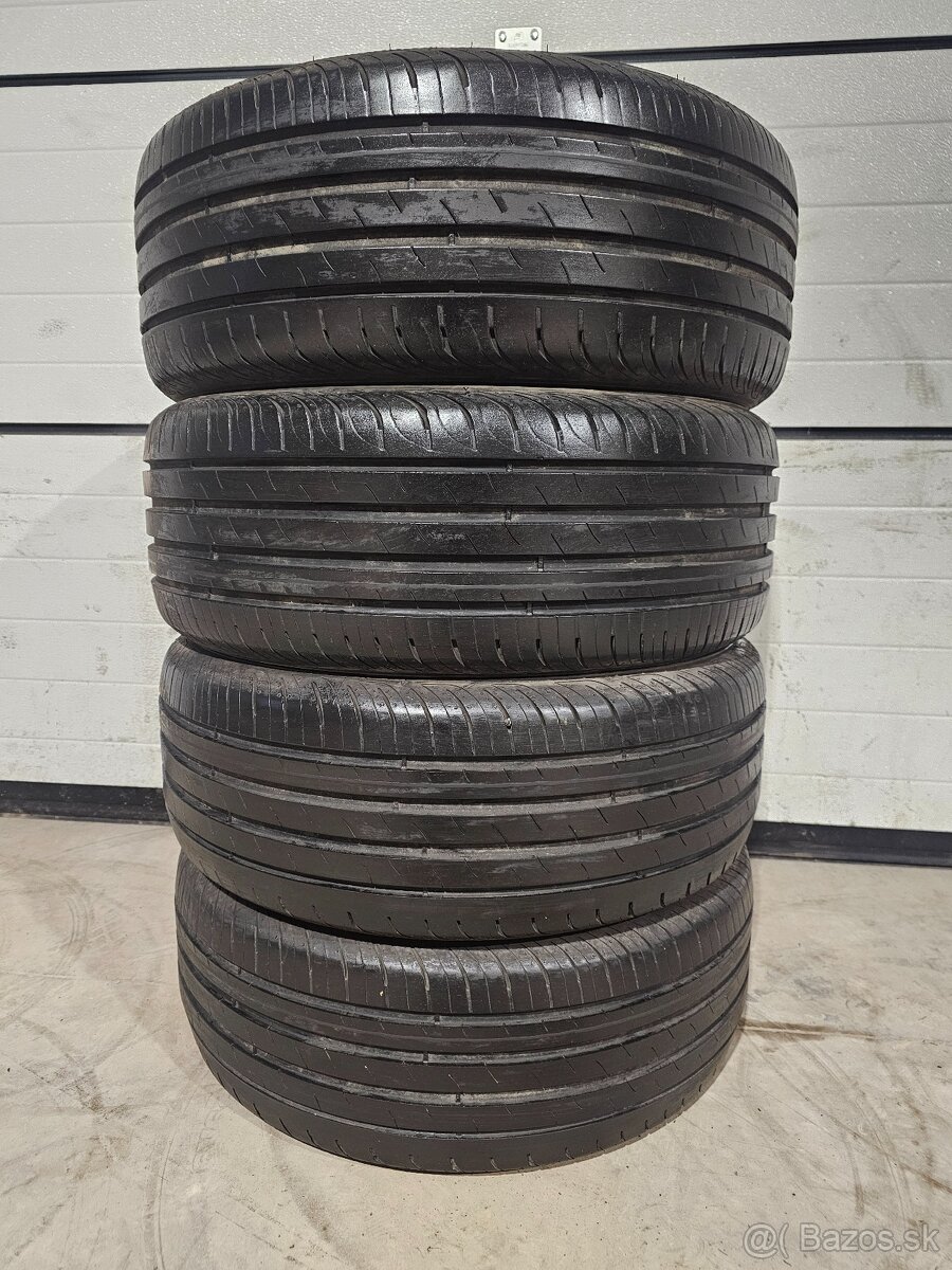 Zánovné Letné Pneu Sava Intensa 215/55 R16 2024