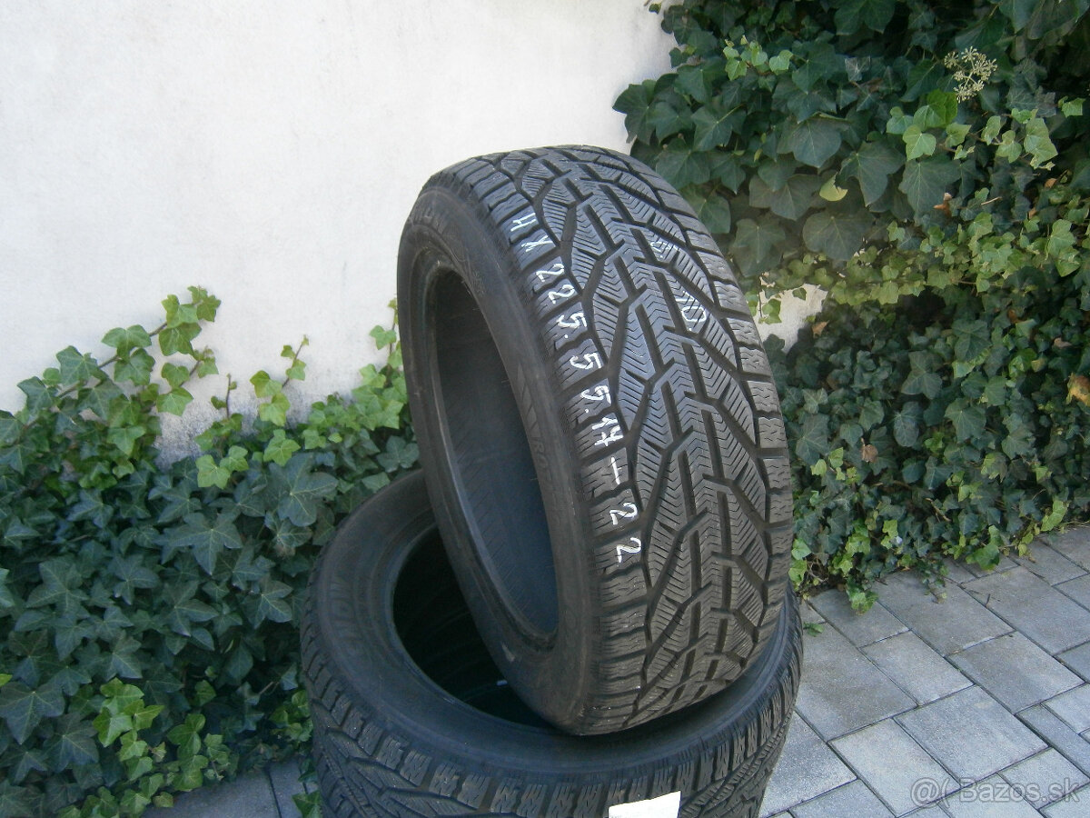 Predám 4x zimné pneu RIKEN 225/55 R17 101VXL