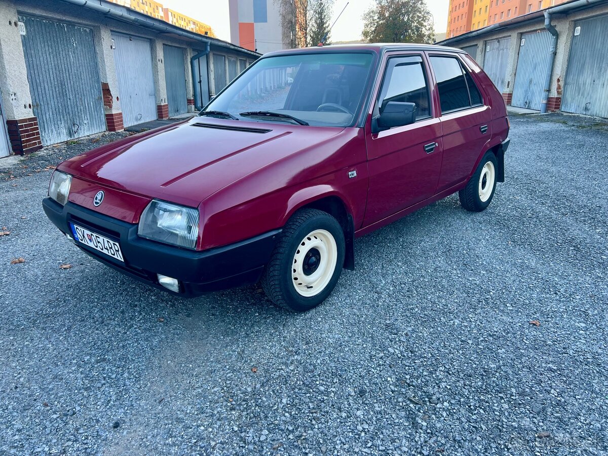 Škoda Favorit 135L