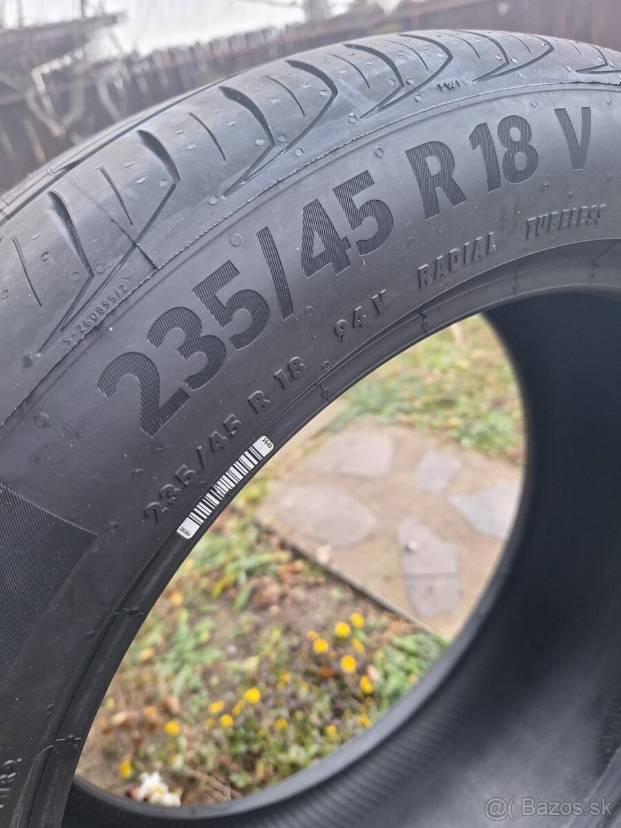 Continental Premium Contact 6 - 235/45 R18 V