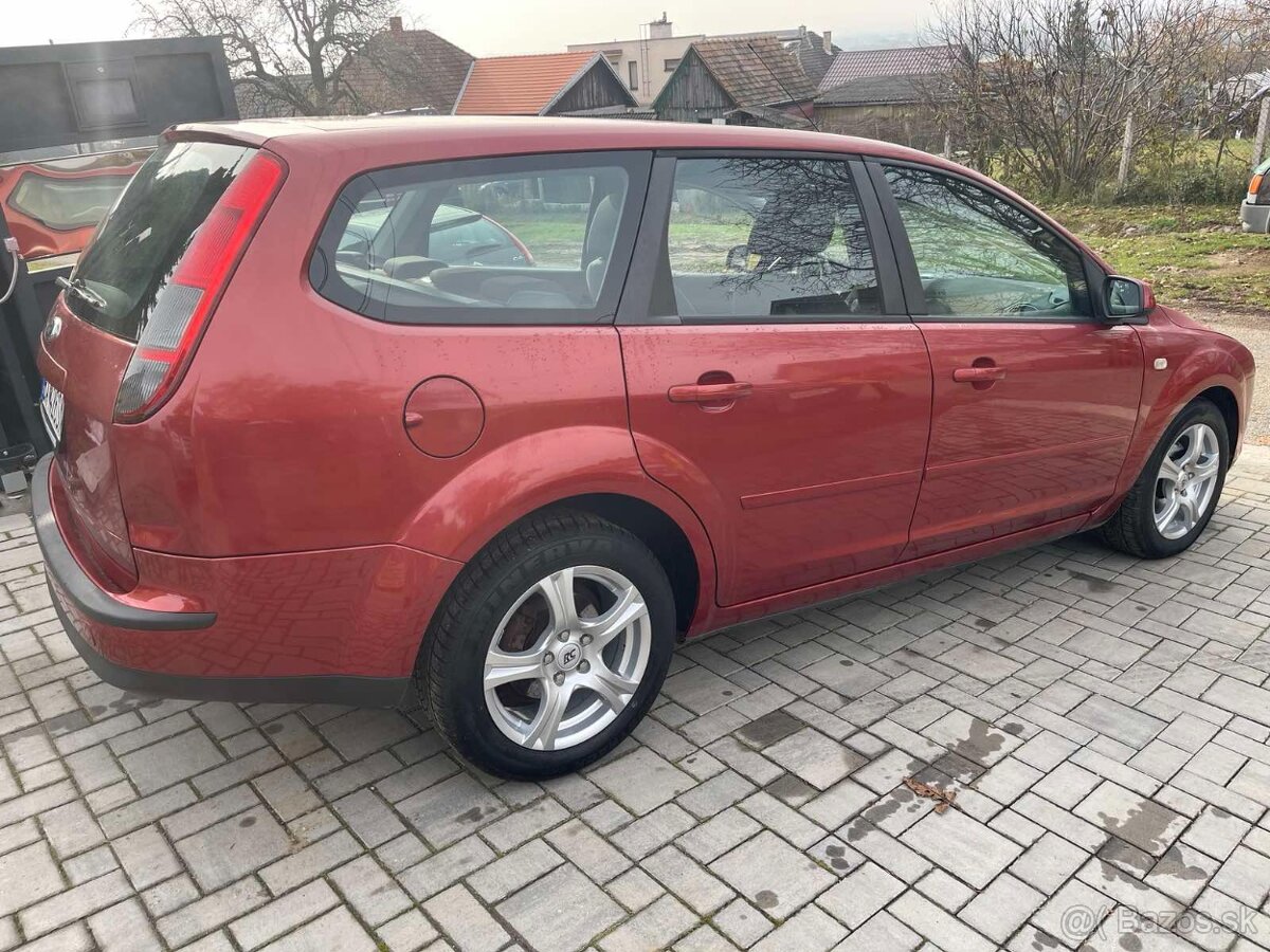 Ford Focus 1.6 benzin r.v.2007