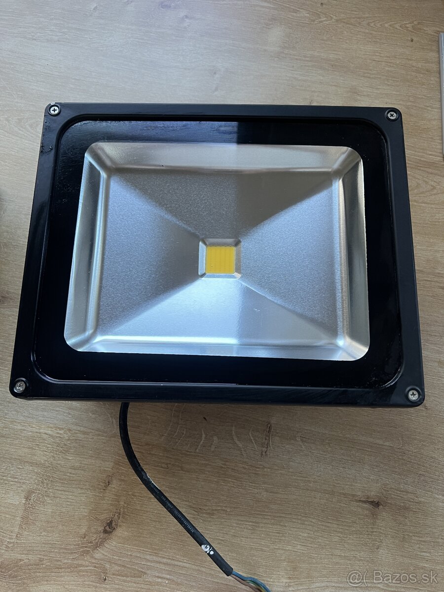 Led reflektor 50w