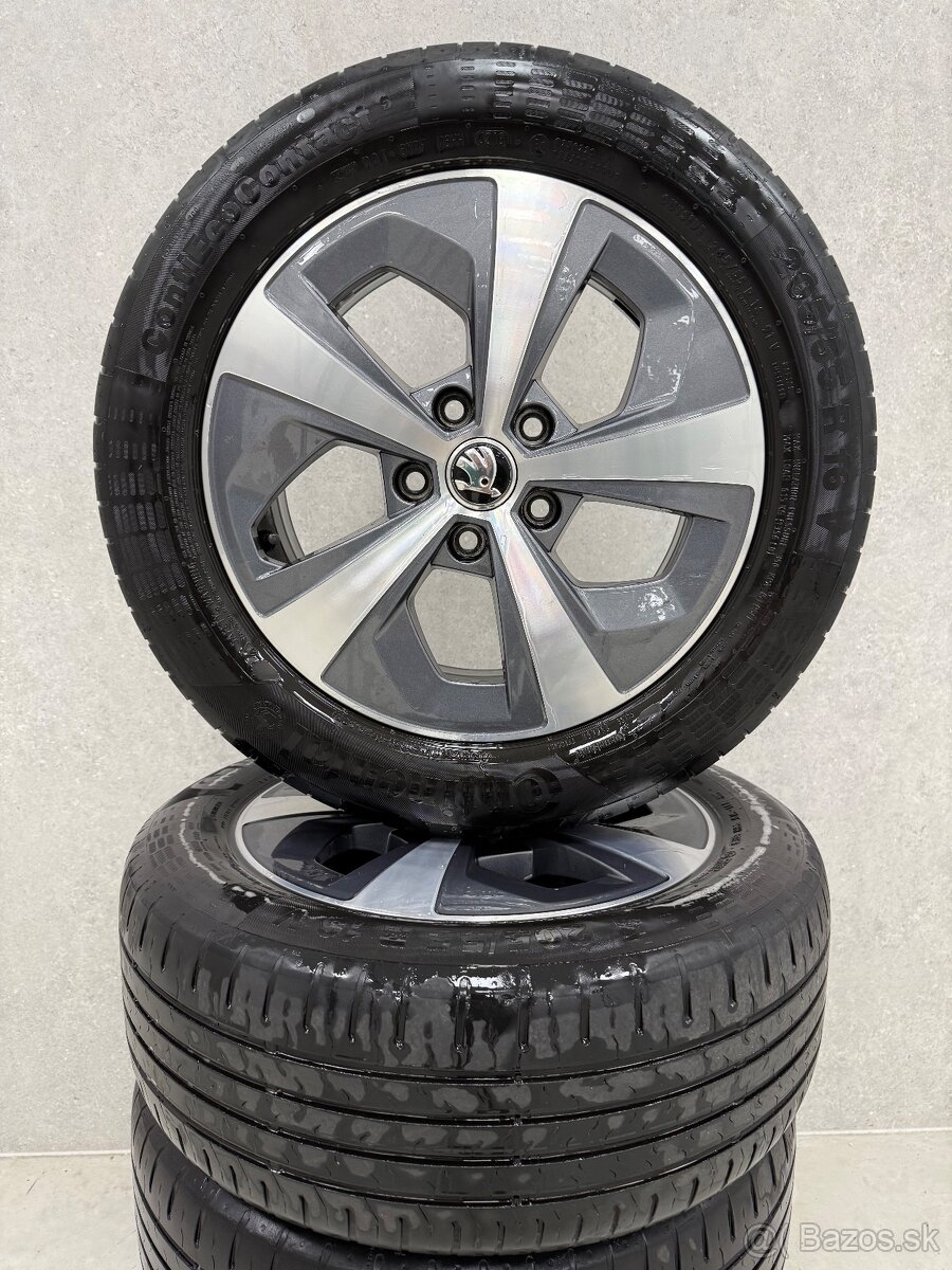 Original letna sada 205/55 R16 5x112 Octavia Golf