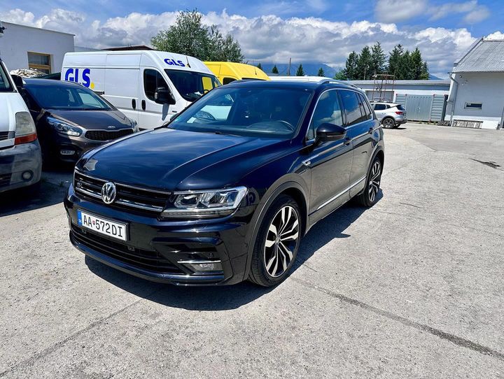 VW Tiguan R line