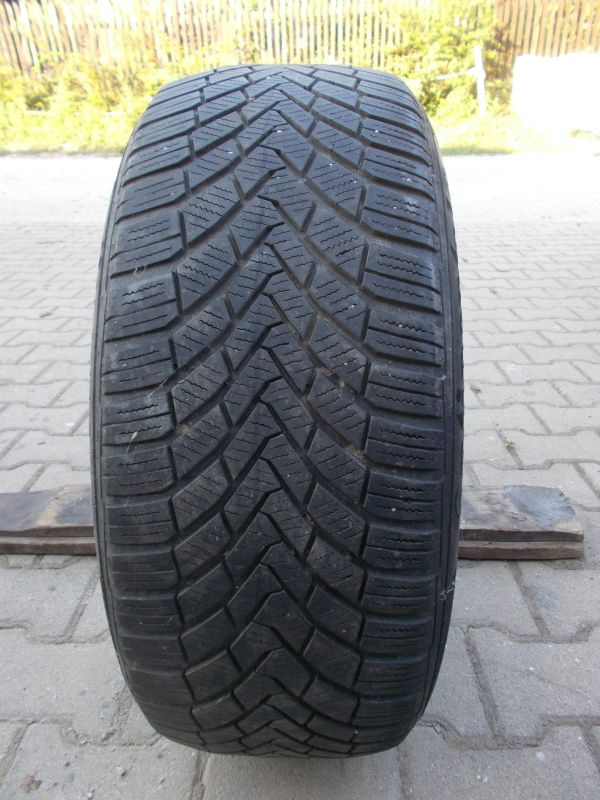 Pneumatika Continental 215/55R16 zimná 1ks