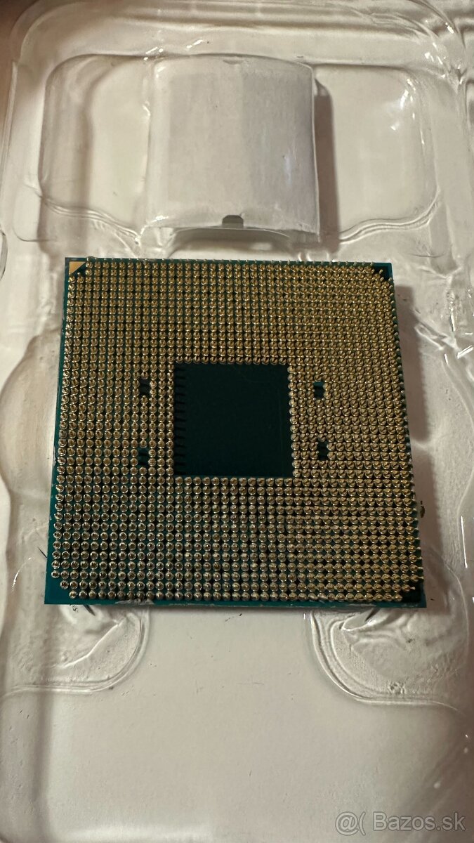 AMD Ryzen 2700X