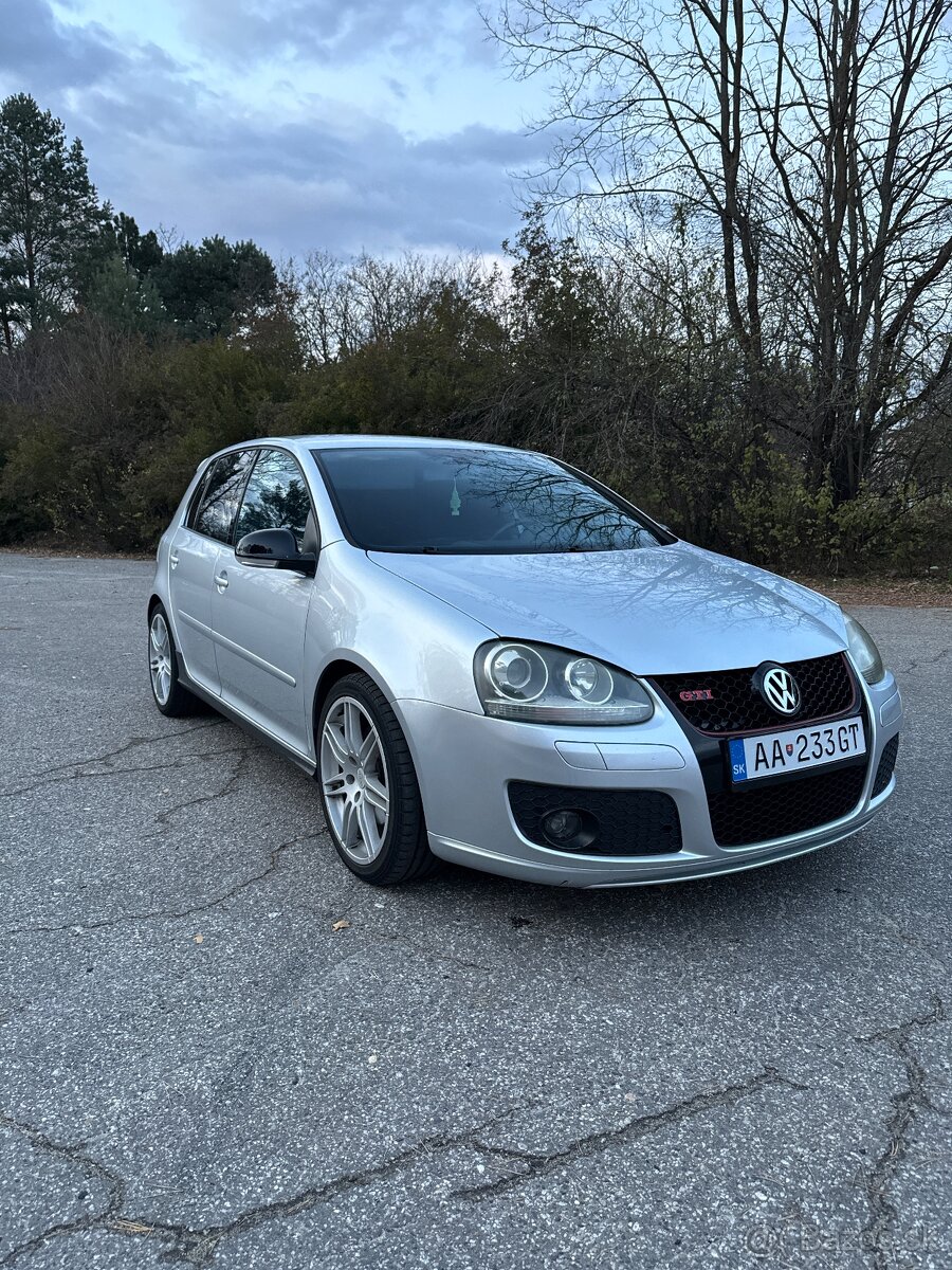 Volkswagen golf 5 gti