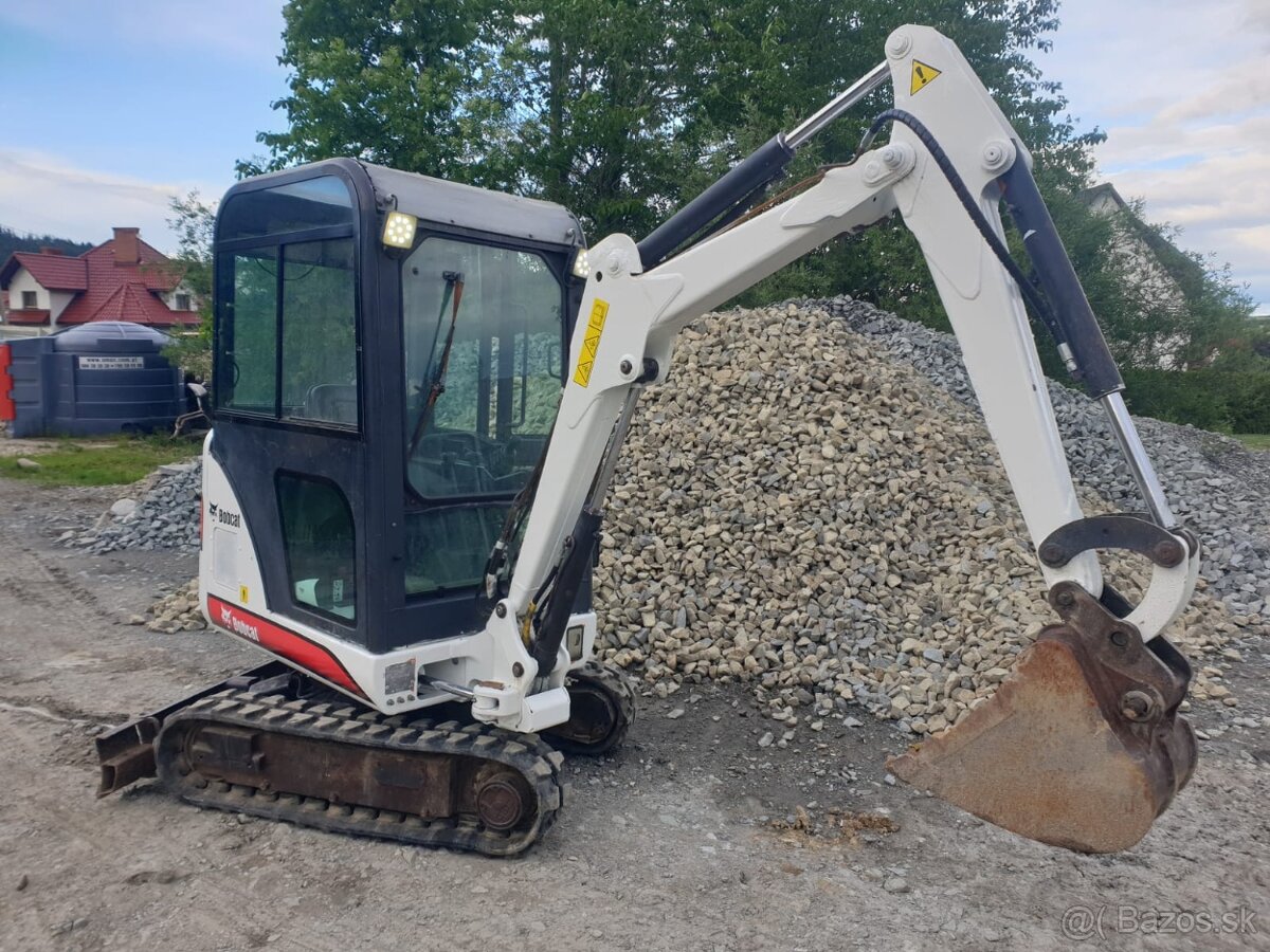 Bager Bobcat 322