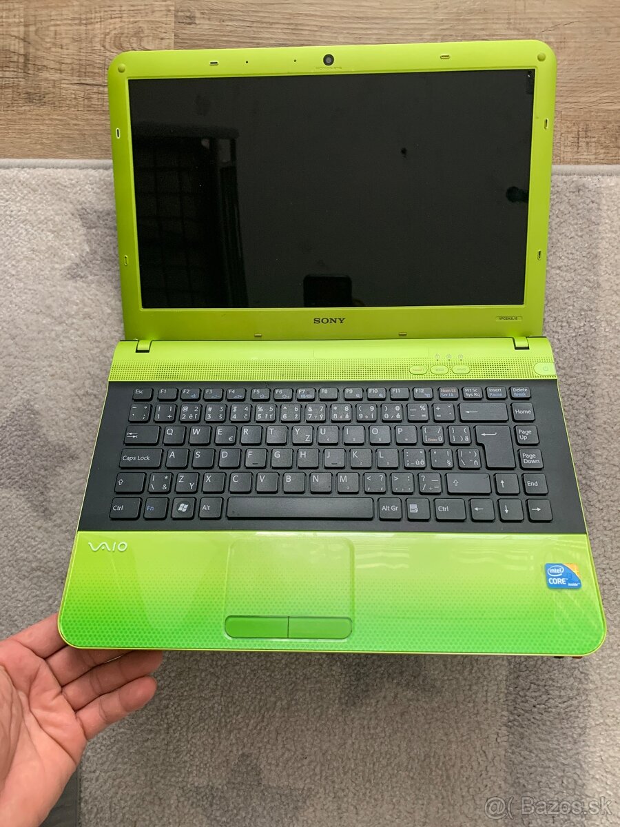 Sony vaio pcg-61211M