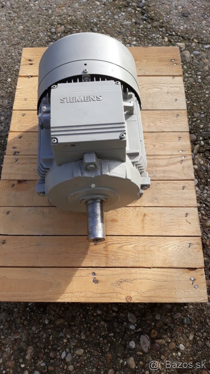 Predám elektromotor 11kW 380V