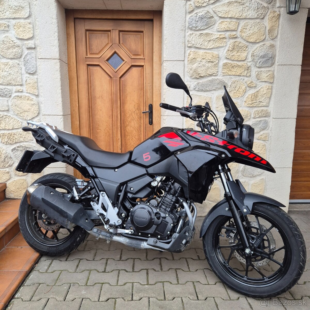 Suzuki V strom 250