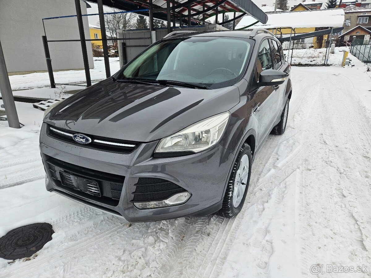 Ford Kuga 1.6i 150PS Titanium