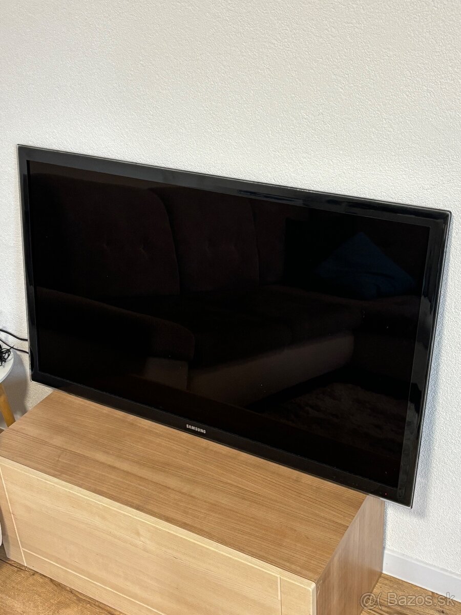 Samsung TV 115” Smart