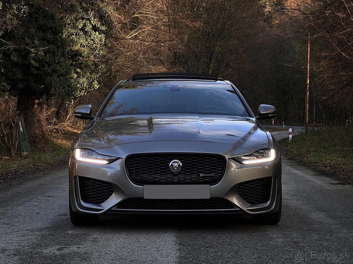 Jaguar XE 2.0D I4 R-Dynamic HSE AT