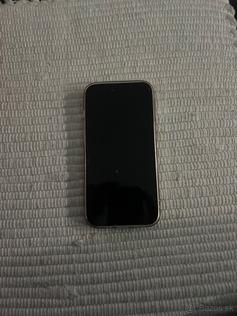 iPhone 13 ružový 128GB