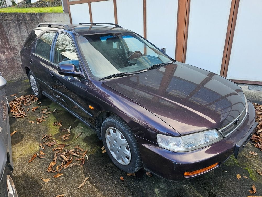 Honda Accord Aerodeck 2.2i 110 KW automat - 154 000 KM