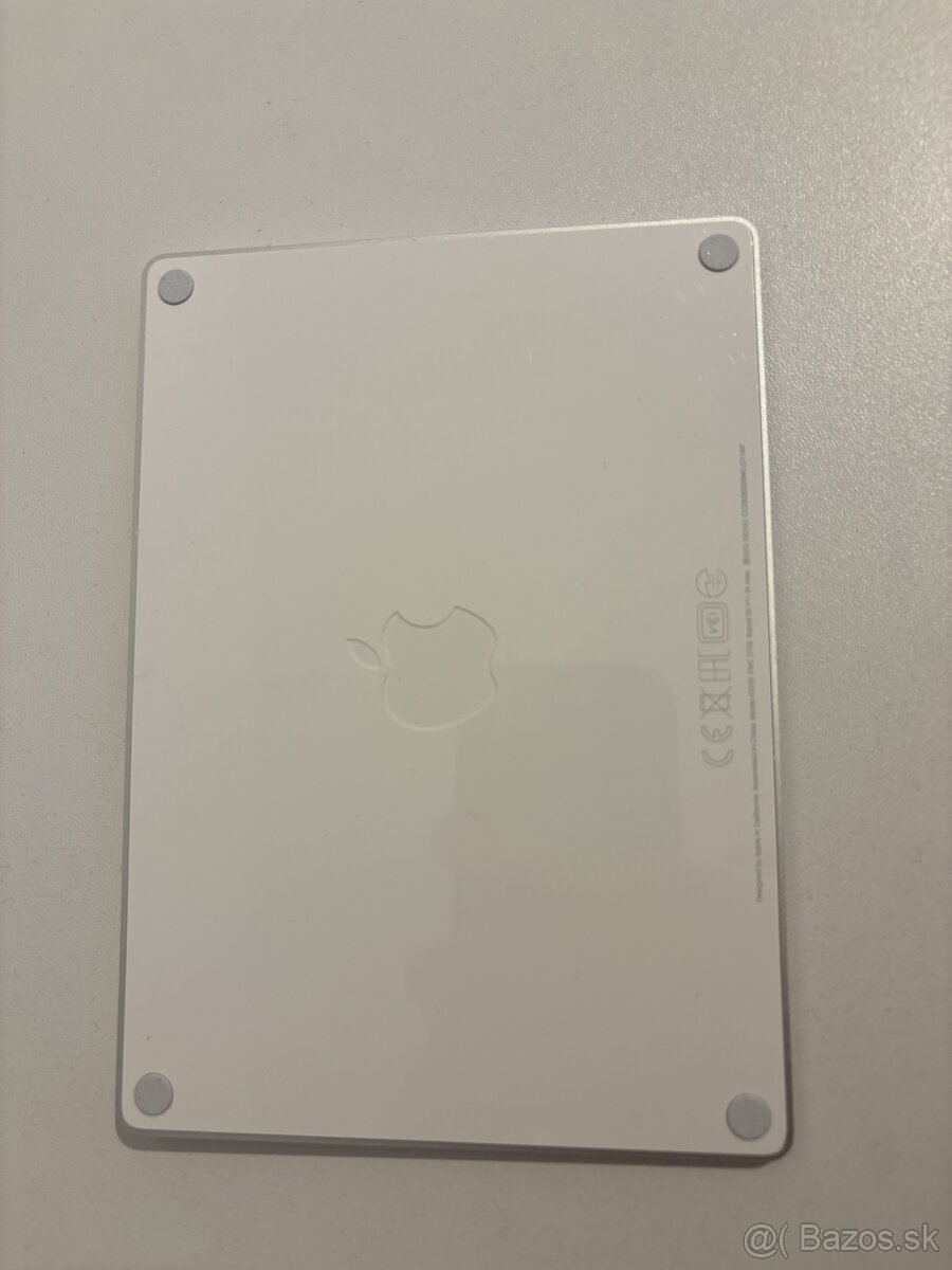 Apple Magic Trackpad, biely