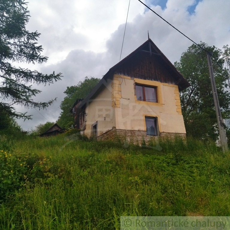 Pozemok so starým domčekom, Jarabina - znížená cena