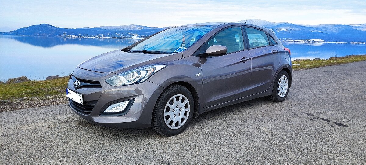 Predám Hyundai i30 r.v. 2013