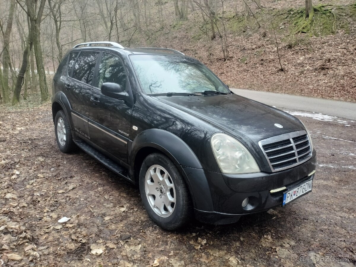 Ssang Yong Rexton 2.7 xdi 137 kw AT/5 RX 4X4 2008