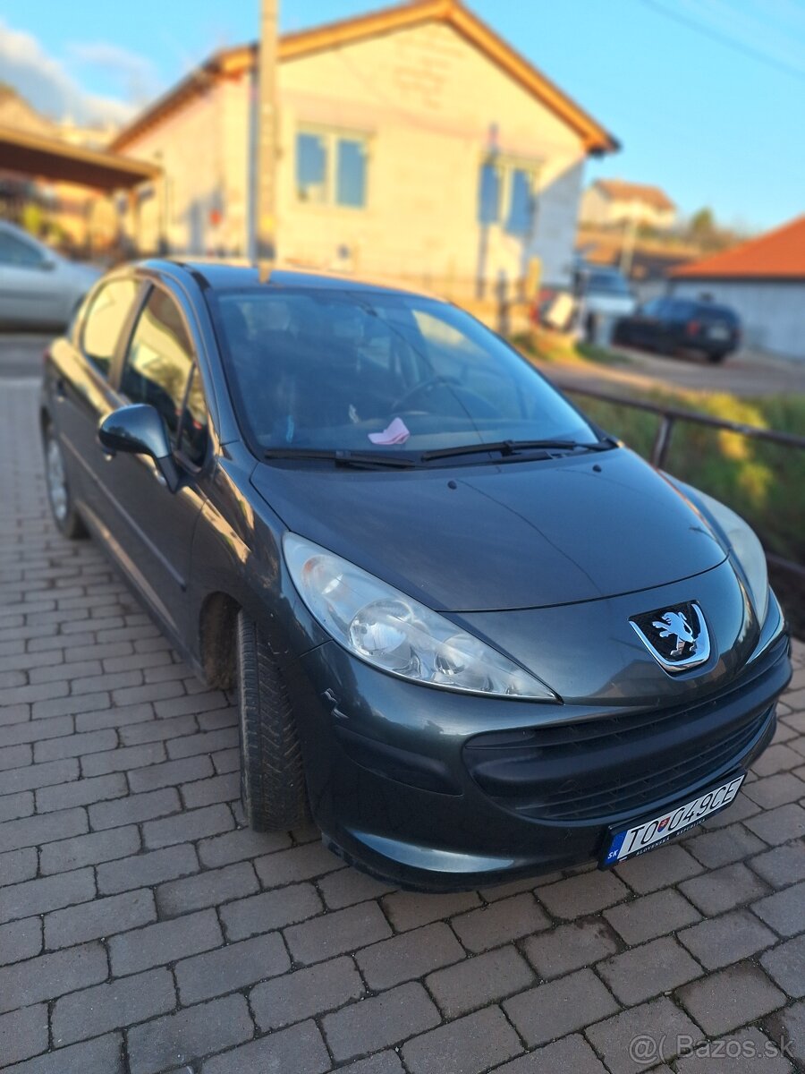 PEUGEOT 207