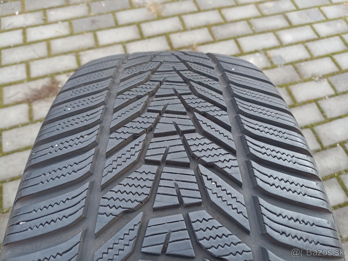 Zimné pneu Hankook Winter Icept Evo 255/45 R19 XL