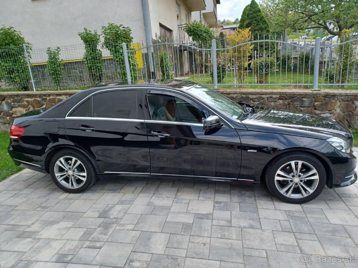 Mercedes Benz E200, W212