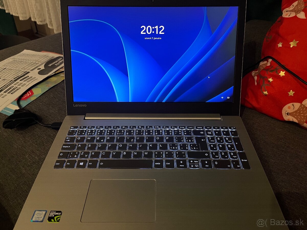 Lenovo ideapad 330-15ICH