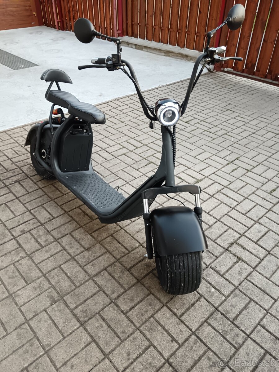 Elektro kolobežka chopper