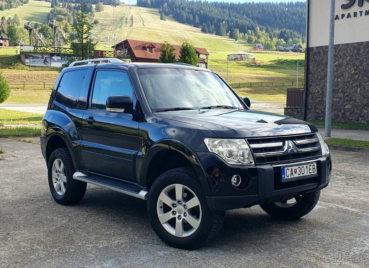 Mitsubishi Pajero IV