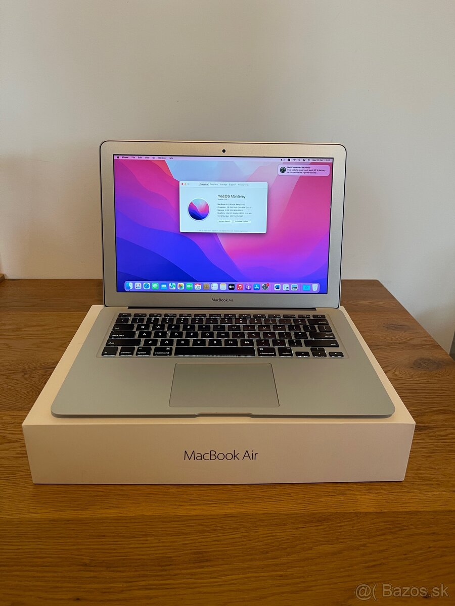 Apple MacBook Air 13 ( early 2015 ) 8gb