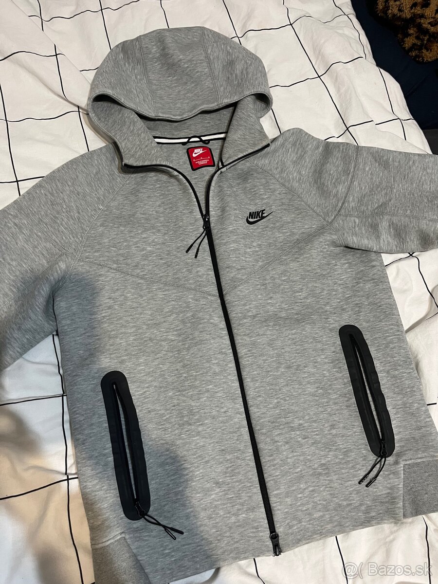 nike tech fleece mikina