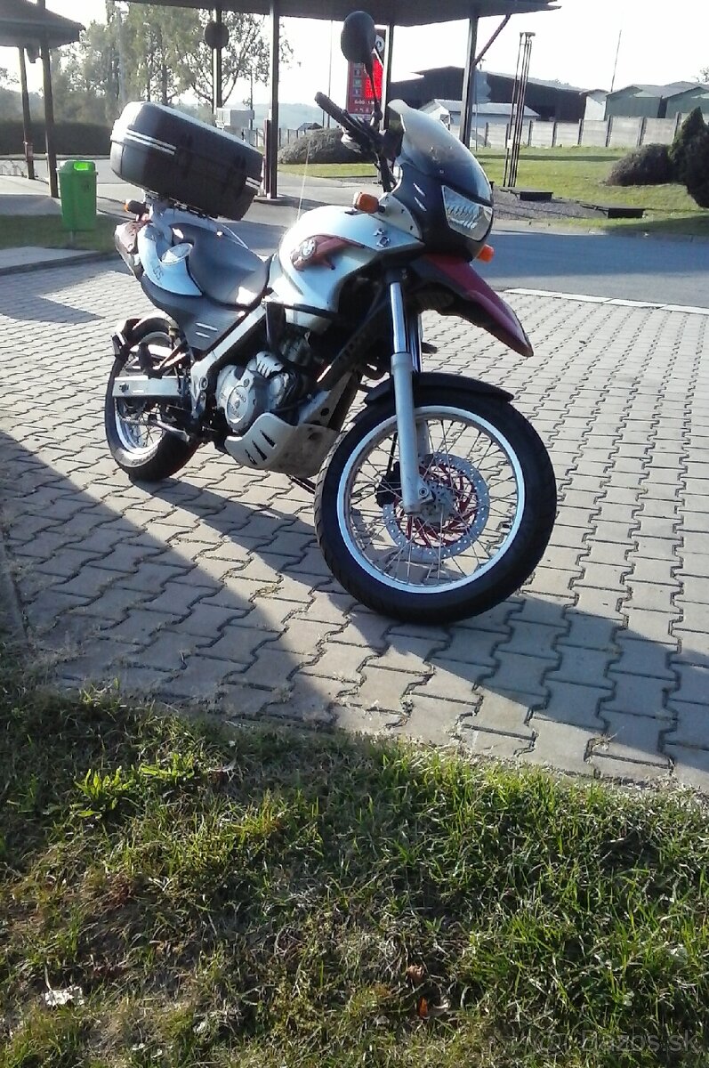 Bmw 650 gs, dobra cena, dobry stav.