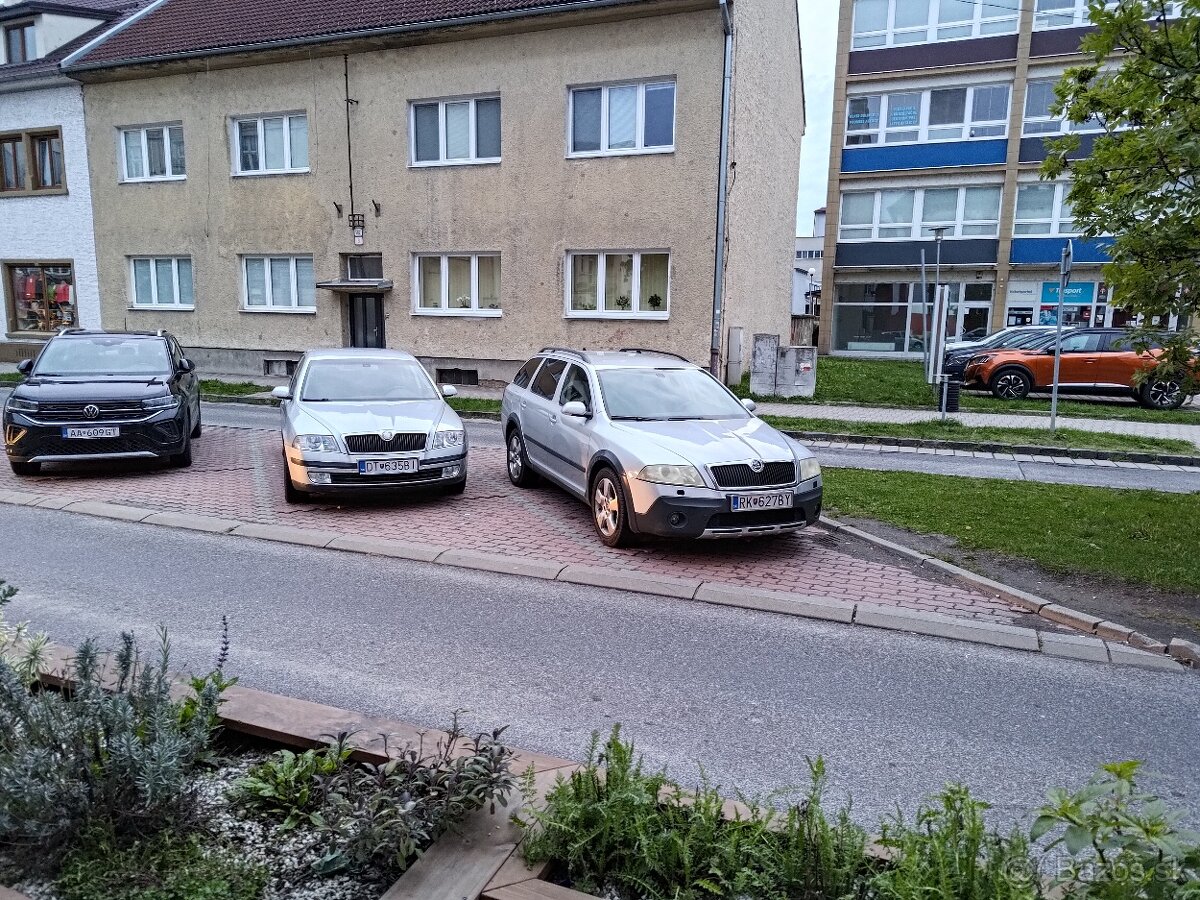 Škoda octavia scout 2,0 tdi 103 kw