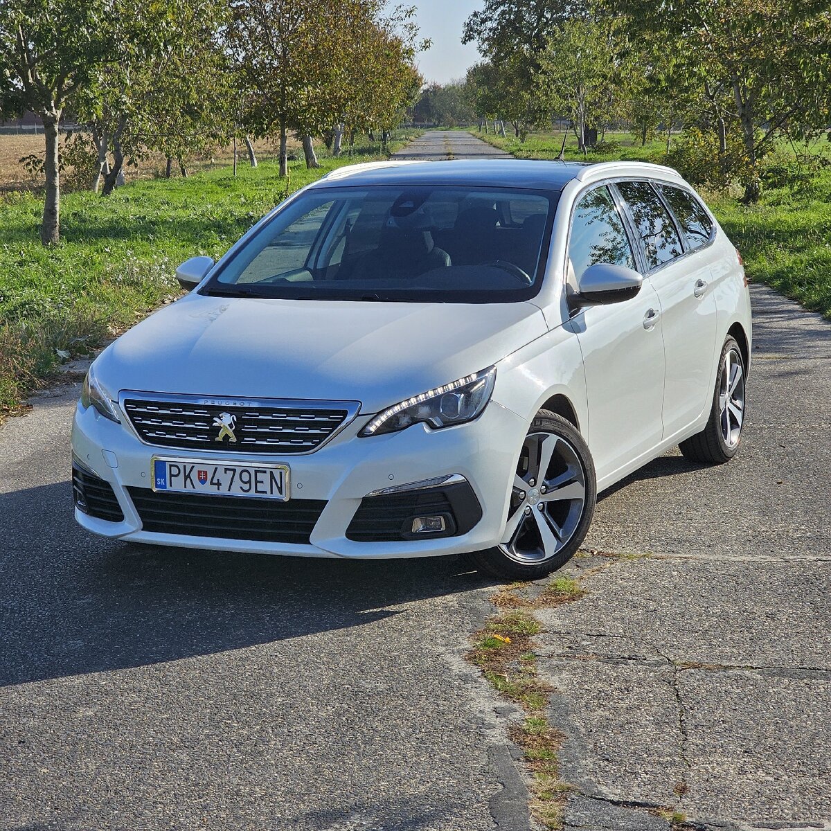 Peugeot 308 SW 1.6 BlueHDi 100 S&S Allure