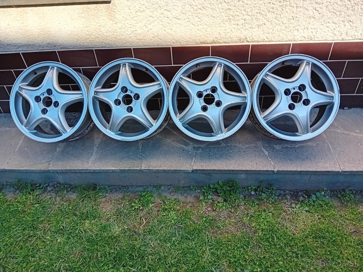 Elektróny 4x100 R15