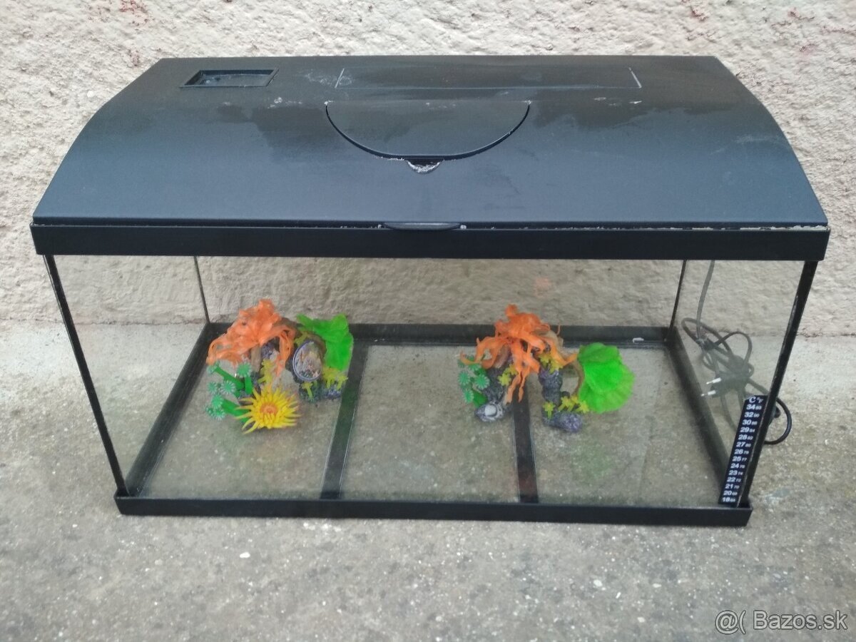 Akvarium 54 litrov s osvetlenim , (60 x 30 x 30 cm)