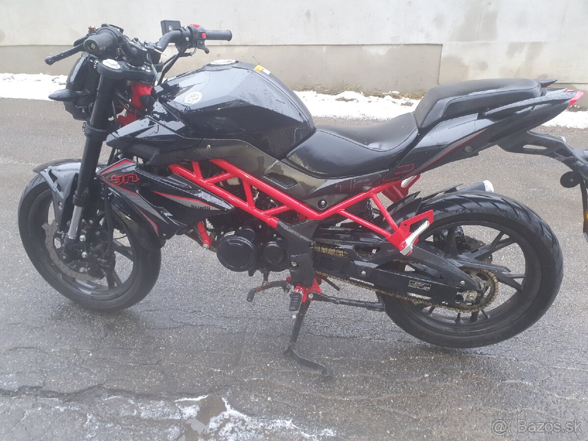 Benelli bn 125