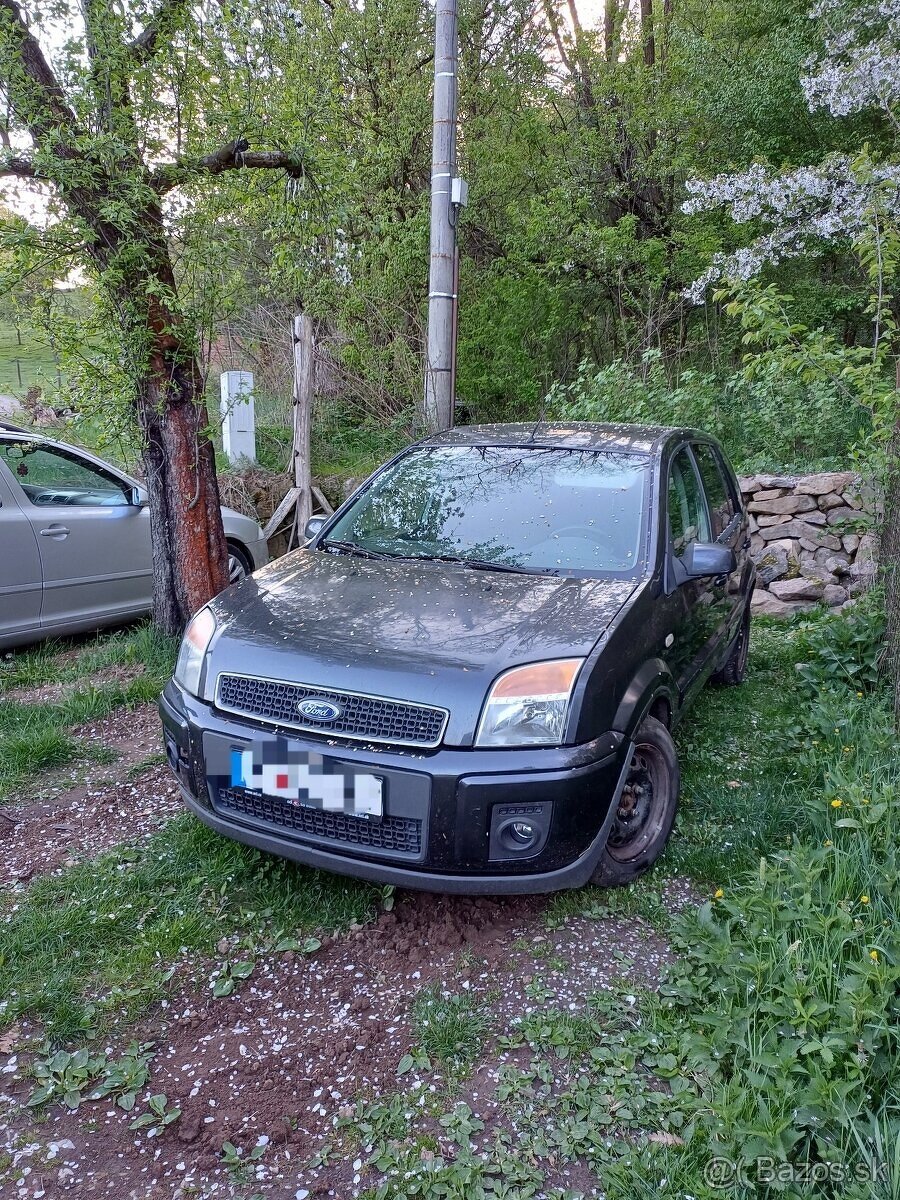 Ford fusion 1,6 tdci rok 2008