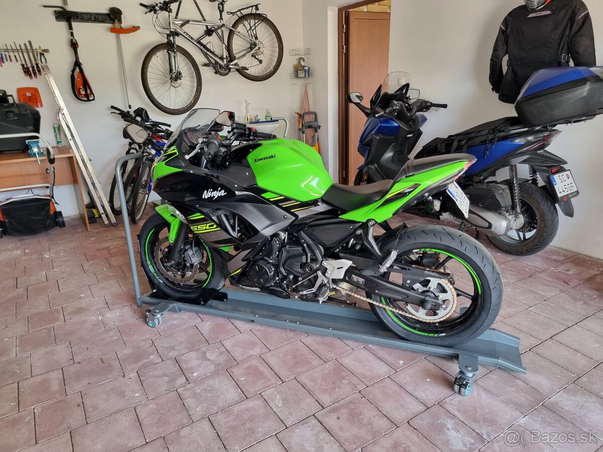 Kawasaki Ninja 650