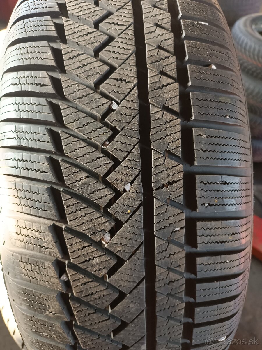 255/55 R19 V XL Continental